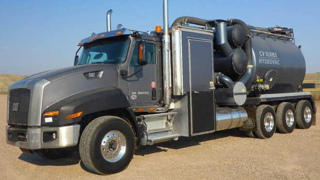 Vacuum Trucks & Tankers For Sale | Bros. Auctioneers