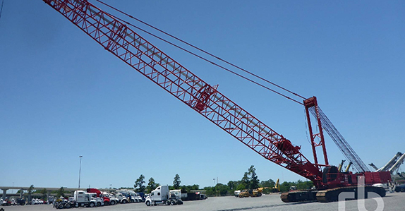2013 Manitowoc 16000 440 ton crawler crane sold at a Ritchie Bros. equipment and truck auction. 2013 Manitowoc 16000 440 ton crawler crane sold at a Ritchie Bros. equipment and truck auction.