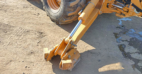 Loader backhoe inspection tips from Ritchie Bros. and IronPlanet. Loader backhoe inspection tips from Ritchie Bros. and IronPlanet.