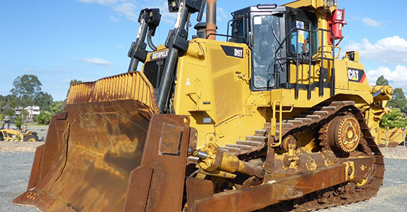 2013 Caterpillar D9T dozer sold at Ritchie Bros. equipment auction 2013 Caterpillar D9T dozer sold at Ritchie Bros. equipment auction