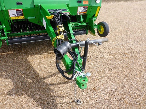Hitch of a baler Hitch of a baler