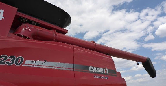 Side body attachment of a combine Side body attachment of a combine
