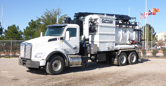 2017 Kenworth T880 18 CY vacuum truck sold at Ritchie Bros. auction 2017 Kenworth T880 18 CY vacuum truck sold at Ritchie Bros. auction