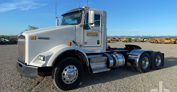 Ritchie Bros. sells truck tractors Ritchie Bros. sells truck tractors