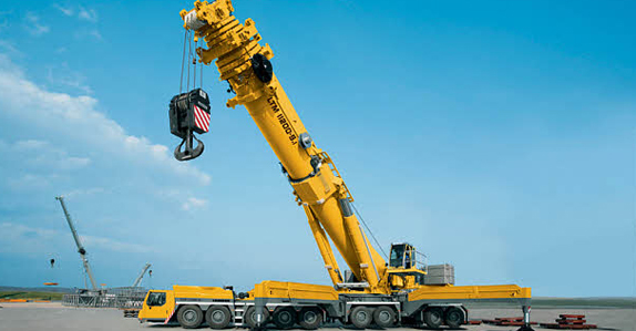 The world's largest telescopic boom crane: Liebherr 11200-9.1