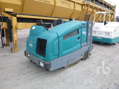 Tennant M20 Ride On Floor Scrubber Misc Shop Warehouse Consumer
