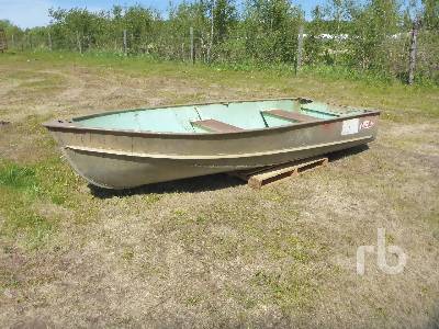 Lund 12 Ft Aluminum Boat Lot 114 Ritchie Bros Auctioneers