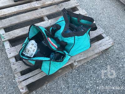 Makita XDT 131 Impact Driver 