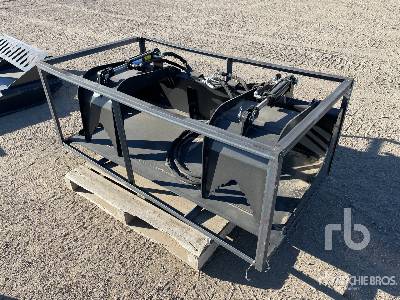 Unused WOLVERINE  72 in Hydraulic (Unused)  Skid Steer Grapple Bucket