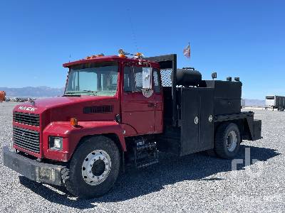 1988 MACK  CS250P  4x2  Utility Truck