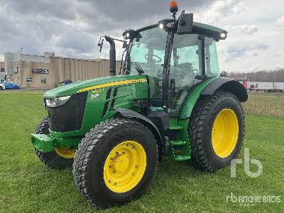2017 John Deere 5090R 4WD 4WD 4WD Tractor