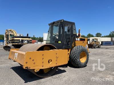 1998 Cat CS583C Smooth Drum Compactor