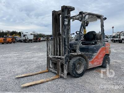 2016 Toyota 8FGU25 4500 lb LPG Pneumatic Tire Forklift