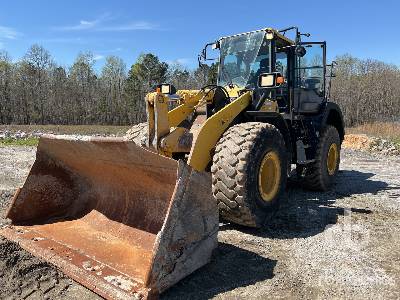 2016 Komatsu WA380-8 Wheel Loader