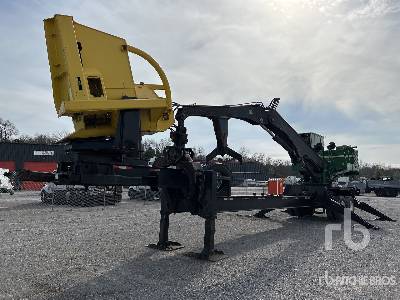 2014 John Deere 437C Trailer Mounted 437D Trailer Mounted Log Loader