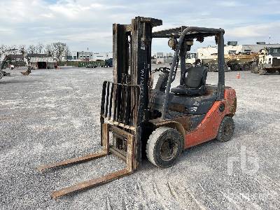 2013 Toyota 8FDU25 4500 lb Diesel Pneumatic Tire Forklift
