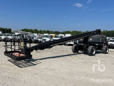 2013 JLG 800S 4WD Diesel Telescopic Boom Lift