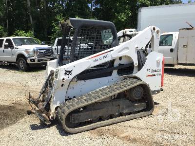 2016 Bobcat T740 Compact Track Loader