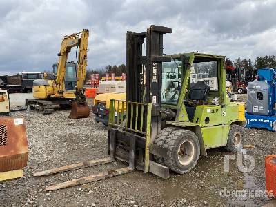 1989 Clark C500-YS100 9075 lb Gas Pneumatic Tire Forklift