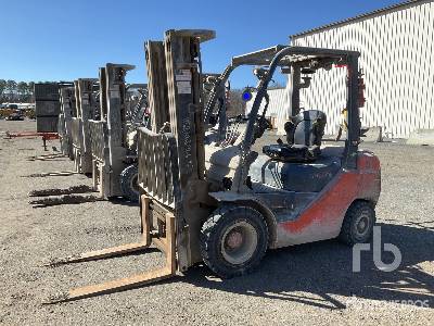 2017 Toyota 8FGU25 4500 lb LPG Pneumatic Tire Forklift