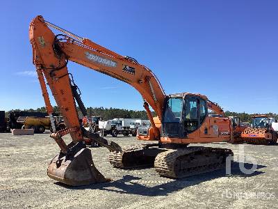 2012 Doosan DX 225 LC Tracked Excavator