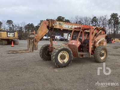 2000 SkyTrak 8042 Telehandler