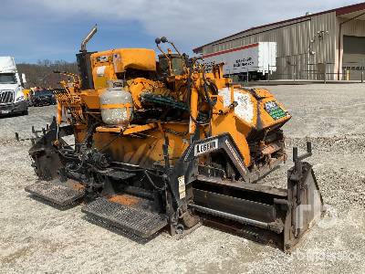 2004 LeeBoy L1000 T Track Asphalt Paver