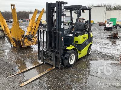 2013 Clark C25 4200 lb LPG Pneumatic Tire Forklift
