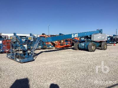 2002 Genie S-85 4WD Diesel Telescopic Boom Lift