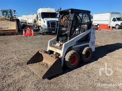 2001 Bobcat 463 All-Wheel Steer Skid Steer Loader
