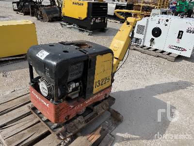 2004 Dynapac LH300H Vibratory Plate Compactor