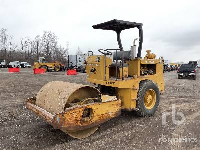 1986 Cat CS-433B Smooth Drum Compactor