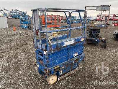 1999 UpRight MX19 Electric Scissor Lift