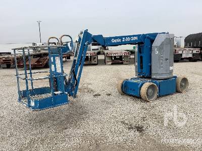 2000 Genie Z-30/20N 2WD Diesel Articulating Boom Lift