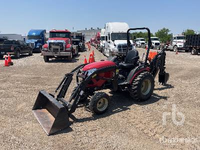 2017 Yanmar SA24 4WD Utility Tractor