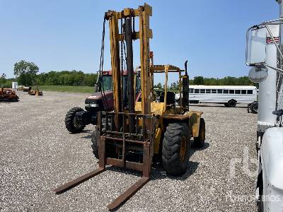 1999 Hyster P80A 7950 lb 4x2 Rough Terrain Forklift
