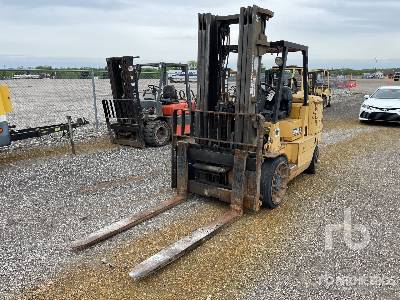 2008 Cat GC70K 14700 lb Dual Fuel Pneumatic Tire Forklift