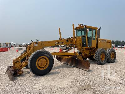 1989 John Deere 772BH AWD Motor Grader