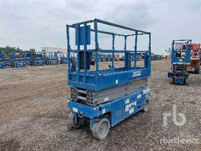 2013 Genie GS2032 Scissor Lift
