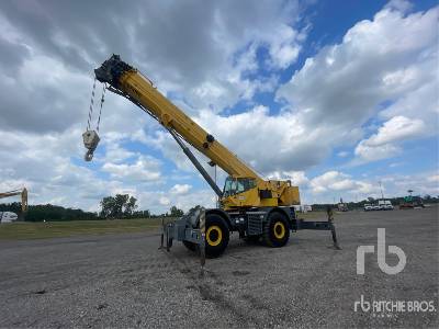 2009 Grove RT-890E Rough Terrain Crane