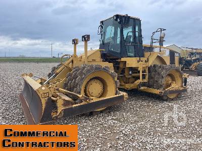 1996 Cat 825G Soil Compactor