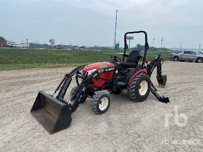 2017 Yanmar SA424 4WD Utility Tractor