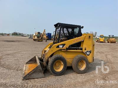 2013 Cat 236B3 Two-Speed Skid Steer Loader