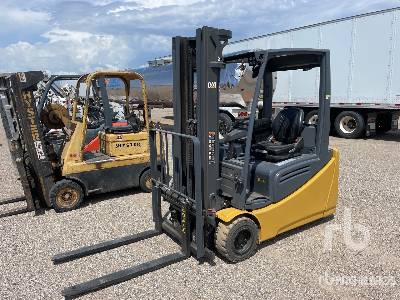 Cat HN40980 3660 lb Electric Forklift