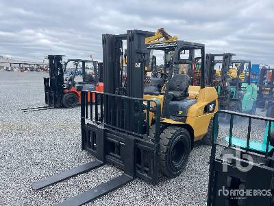 2012 Cat PD9000 Diesel Pneumatic Tire Forklift