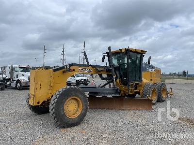 2014 John Deere 772GP AWD Motor Grader