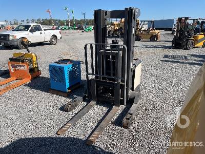 Crown SHR5540-35 Electric Forklift