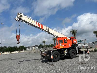 1990 Tadano TR-200E 25 ton 4x4x4 Rough Terrain Crane