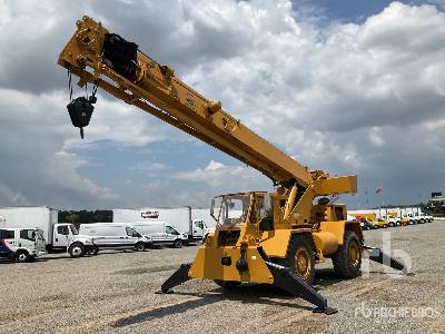1982 Grove RT588 18 ton 4x4x4 Rough Terrain Crane