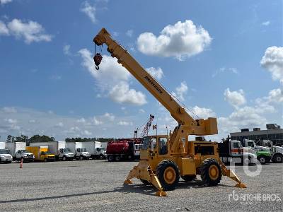 Broderson 15 ton 4x4x4 Rough Terrain Crane